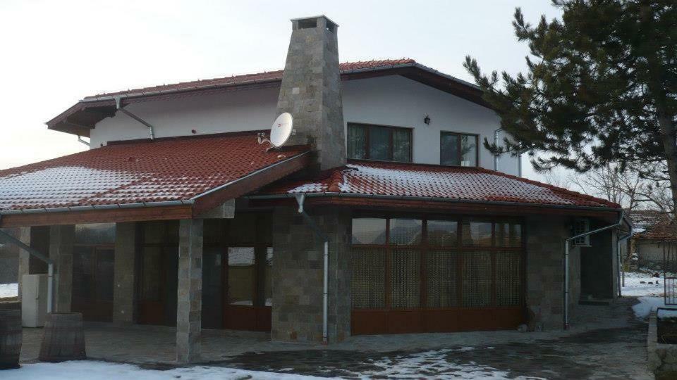 Вила Дъбовец Dubovets Exterior foto